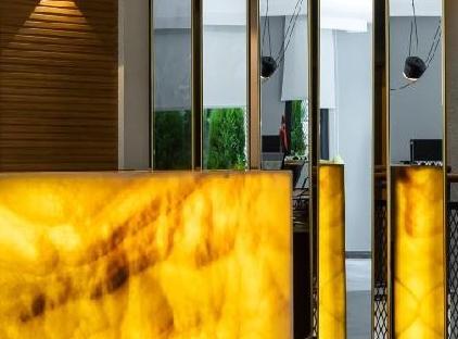 هتل نوکس سوئیت تورنگار