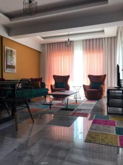 آپارتمان لوکس با استخر در مجموعه مسکونی مرکز بلک