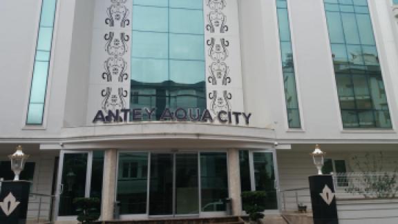 آکوا سیتی آپارت