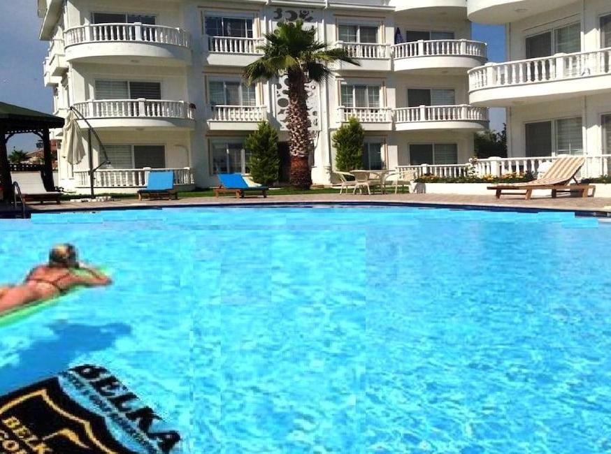 بلکا گلف رزیدنس داپلکس تورنگار