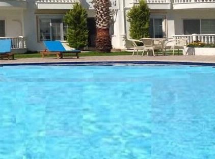 رزیدنس بلکا گلف دلوکس آپارتمان کنار استخر تورنگار