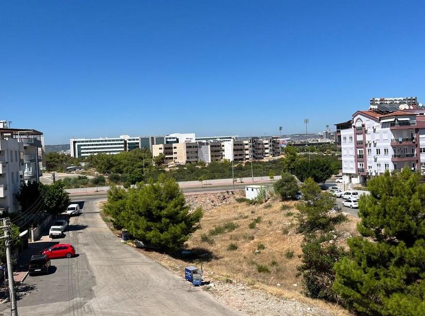 آپارتمان نزدیک ساحل کنیالتی 1+1 تورنگار