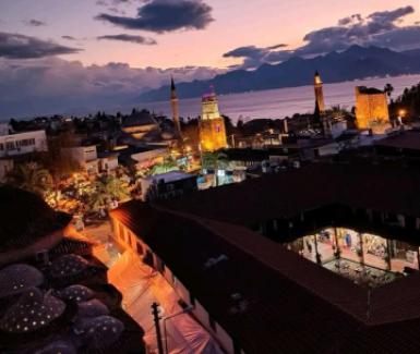 هتل راحتی مدرن در مرکز تاریخی آنتالیا