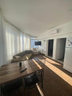 آپارتمان شماره ۱۰ ۳+۱