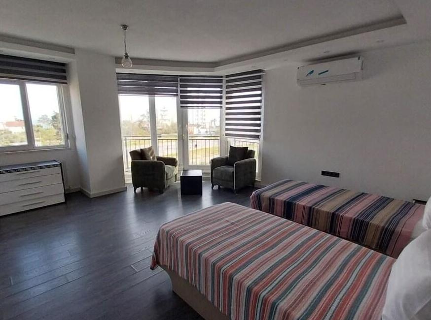 آپارتمان شماره ۶ ۱+۱ (با آشپزخانه جداگانه) تورنگار