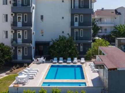 هتل آپارت اسوس بلک