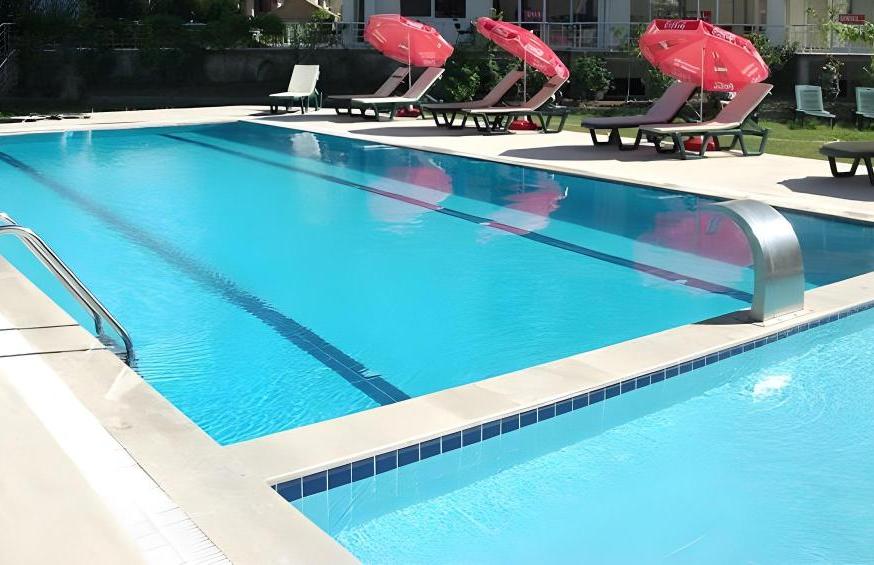 آکیک اویمیز تورنگار