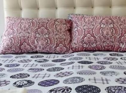 گوا شا اویمیز تورنگار