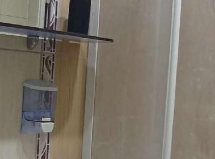 بگونویل اِوِری تورنگار