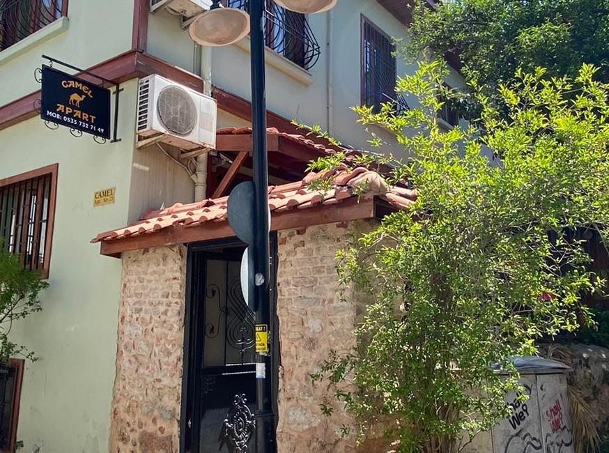 کَمل آپارت تورنگار