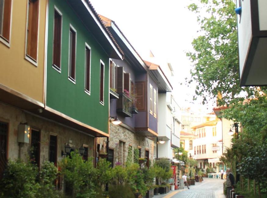 ویلای اوغورلو در کاله‌ایچی تاریخی آنتالیا تورنگار