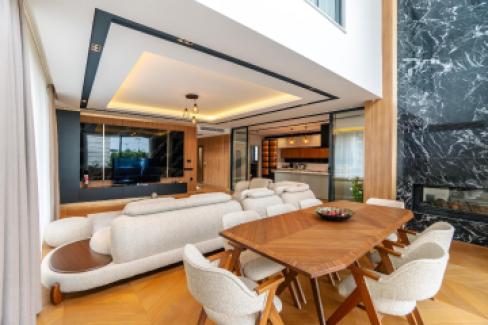 ویلای ۵ خوابه با استخر و سونا