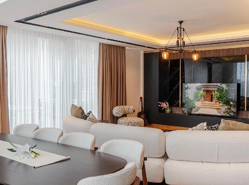 ویلا لوکس با استخر و سونا تورنگار