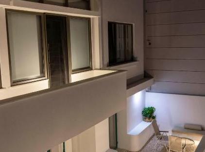 هتل بی بولد هاستل تورنگار