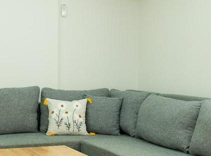 هتل هوم سوئیت هوم - وست تورنگار