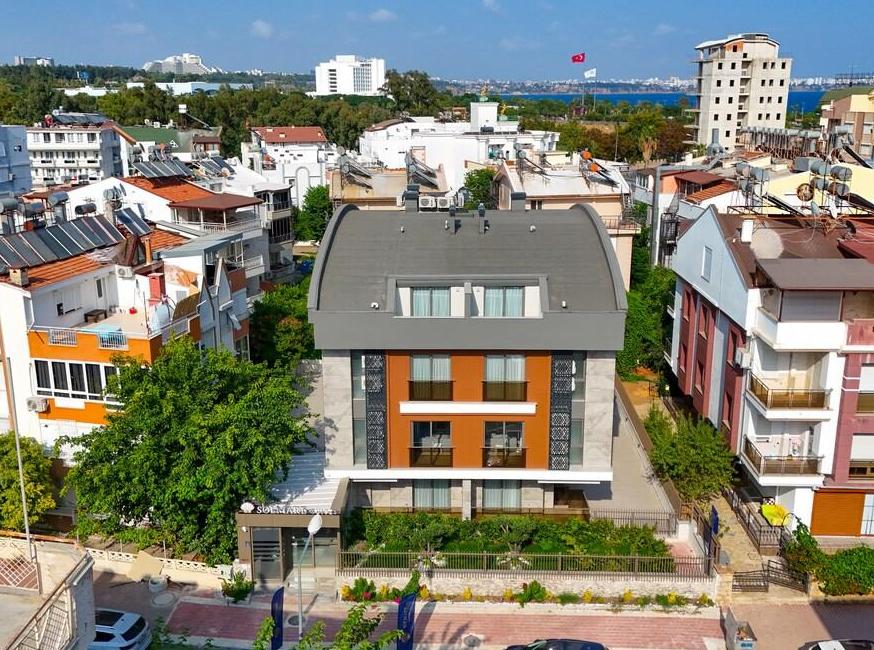 سوئیت ۱+۱ با استخر جدید نزدیک ساحل کنیاآلتى تورنگار