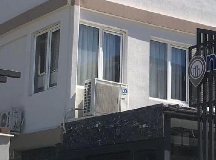 نزدیک به ساحل و فرودگاه تورنگار