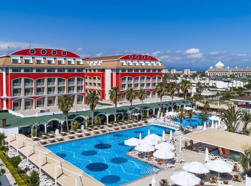 هتل اورنج کانتی بلک تورنگار