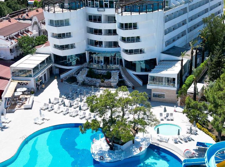 Catamaran Quality Times تورنگار