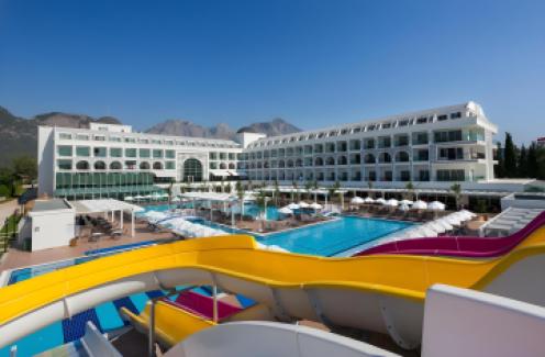 رزرو هتل کارمیر ریزورت و اسپا