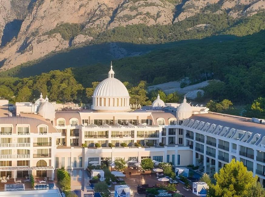 Amara Premier Palace Hotel تورنگار