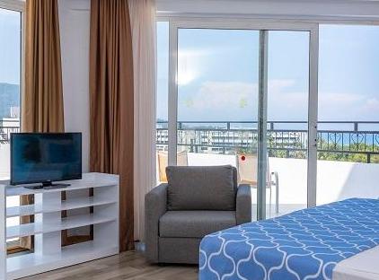 Amara Comfort Resort تورنگار