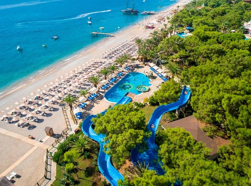 Pirate's Beach Club - Ultra All Inclusive تورنگار