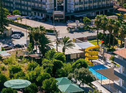 Grand Hotel Derin تورنگار