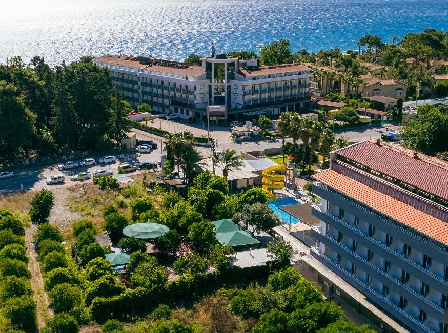 Grand Hotel Derin تورنگار