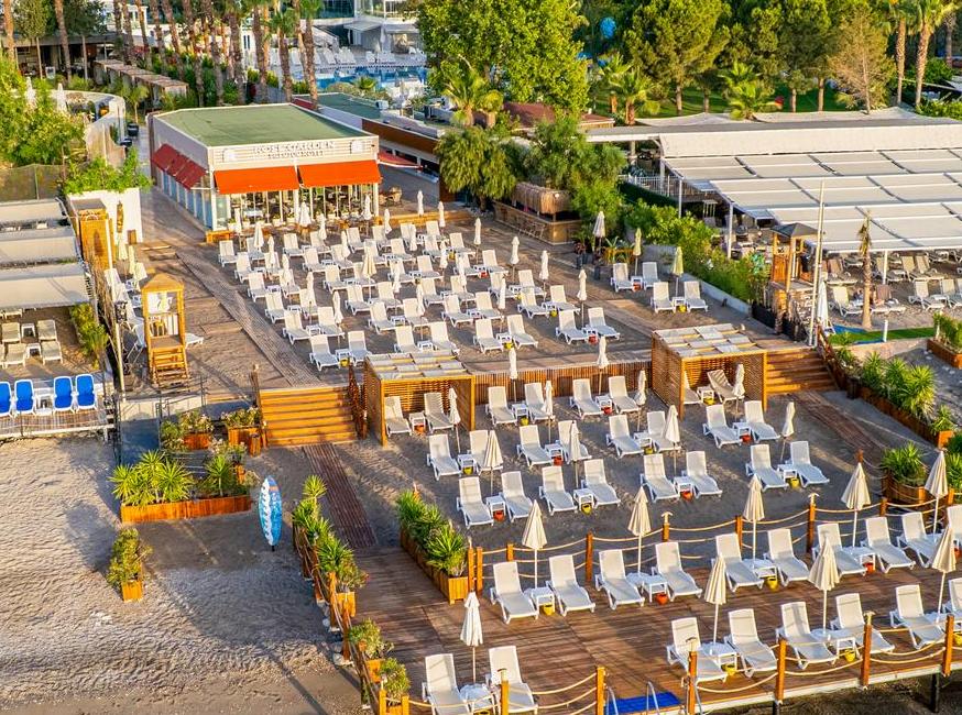 ROSE GARDEN PREMIUM تورنگار