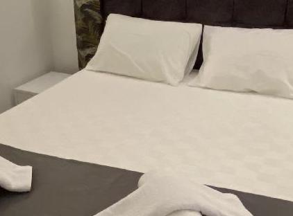 Aley's Home Apart تورنگار