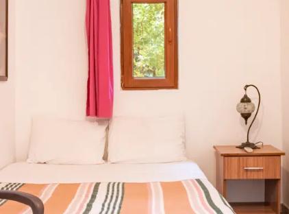 7 Garden Bungalow and Camping تورنگار