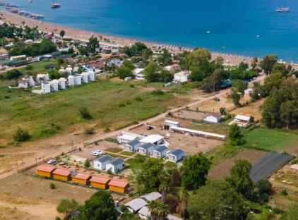 7 Garden Bungalow and Camping تورنگار