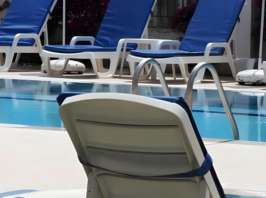 Minta Apart Hotel تورنگار