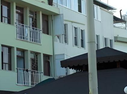 Ares City Hotel تورنگار