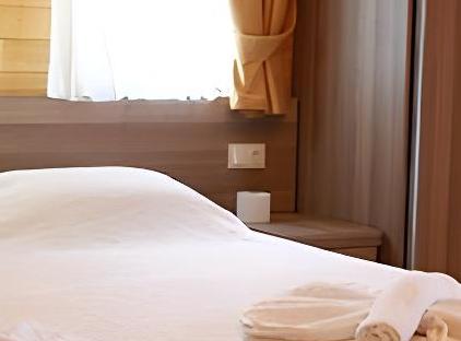 Safir Pansiyon تورنگار