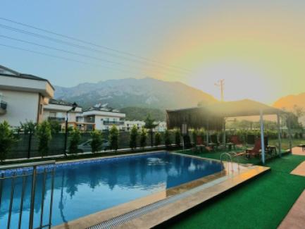 Same House Garden D1