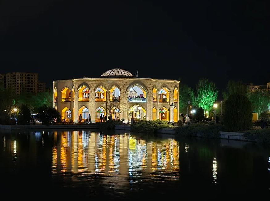 راهنمای کامل سفر به تبریز؛ جاهای دیدنی، بهترین هتل ها، کندوان و شکم گردی 🌲