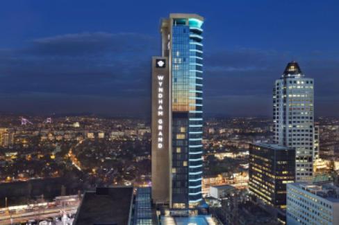 تور هتل ویندهام گراند استانبول لونت