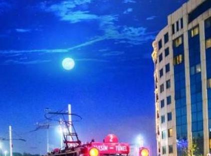 هتل میدان تکسیم استانبول تورنگار